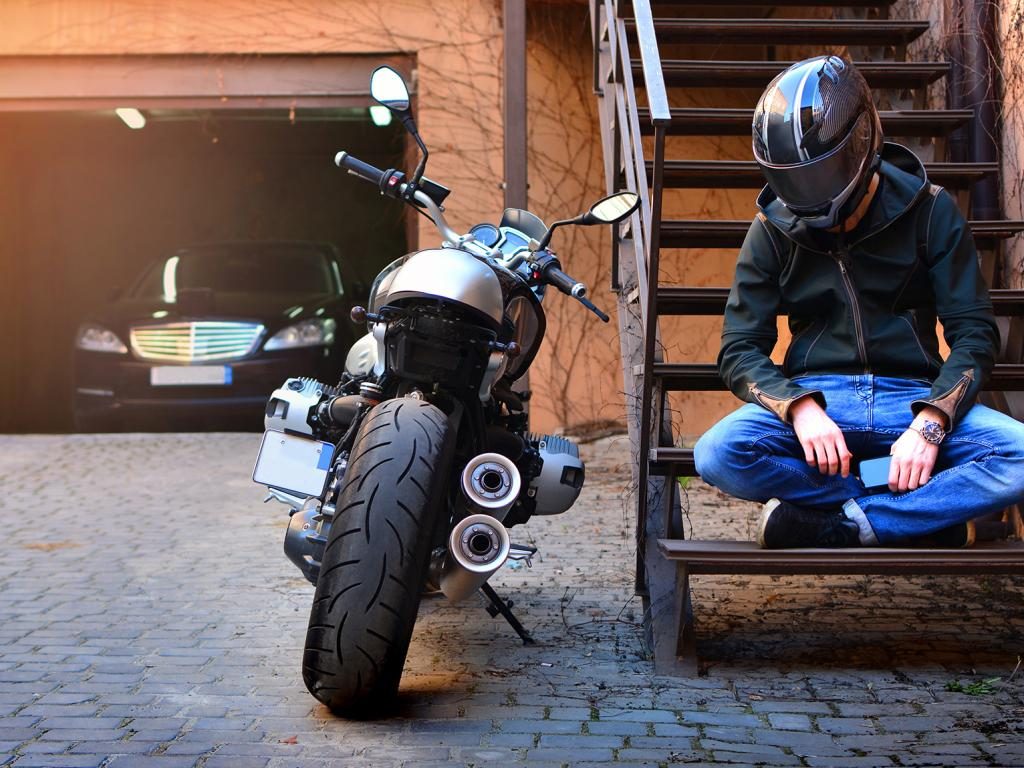 Benefits of Preferring Door-To-Door Shipping of Your Motorcycle